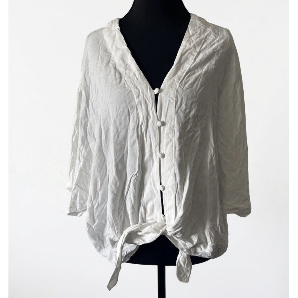 Sim & Sam Women's White Button Front Tie Blouse Top Size XL Semi Crop Resort NWT
